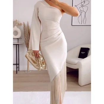 אלגנטי ציציות שמלת מסיבת נשים אחת כתף רזה חריץ Midi לבנה שמלות 2023 סאטן ירך החבילה מועדון רחוב ליידי החלוק