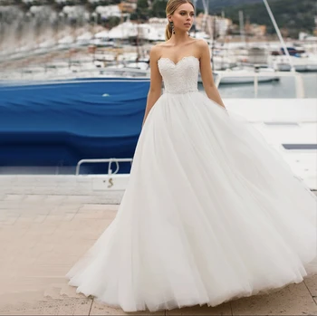 הנסיכה שמלת החתונה 2021 קו מתוקה ללא שרוולים מחשוף גב רקמה שיפון רכבת לטאטא שמלת כלה Vestidos דה Noiva