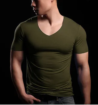 1042 קיץ חדש לגברים חולצות מוצק צבע סלים מגמה מקרית עם שרוול קצר האופנה