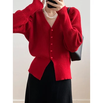בציר האדום V-צוואר סרוגים קרדיגן נשים מקסימום 2023 אביב סתיו אופנה חדשה שרוול ארוך צבע מוצק סלים כפתור סוודרים העליון